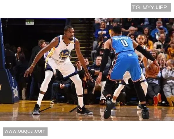 勇士与火箭季后赛激战正酣精彩直播全程回顾与分析 勇士与火箭季后赛激战正酣精彩直播全程回顾与分析